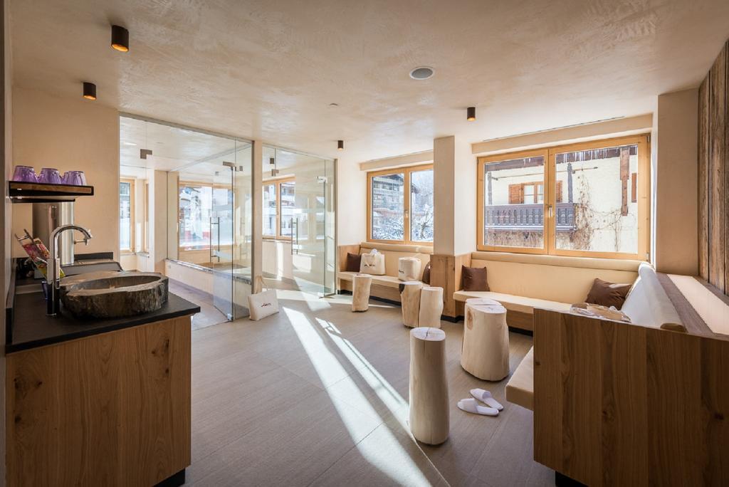 Hotel Alpenrose 佩尔蒂绍 外观 照片